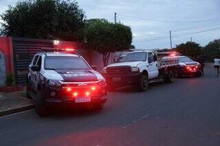 Camionhonete foi recuperada no mesmo dia do crime. (Foto: Kísie Ainoã)