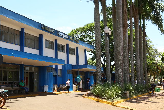 Homem queimado pelo irm&atilde;o enquanto dormia morre no hospital