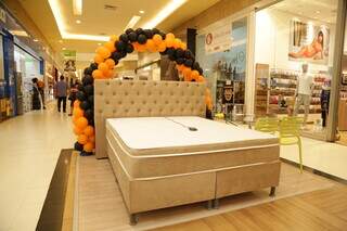 Cama completíssima a partir de R$ 2.390 também é só na Relax Life. (Foto: Kísie Ainoã)