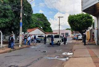 Acidente aconteceu na Rua Aladin, no Bairro Estrela do Sul. (Foto: Ana Oshiro)