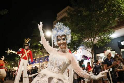 Sábado de Natal tem esquenta de Carnaval e atrações na 14 de Julho