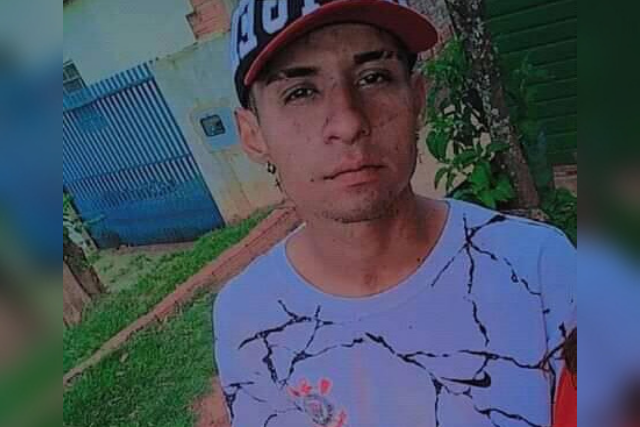 Jovem &eacute; morto a golpes de punhal depois de briga com dois homens