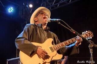 Bluesman Pantaneiro, Zé Pretim faleceu em setembro. (Foto: Aurélio Vinicius)