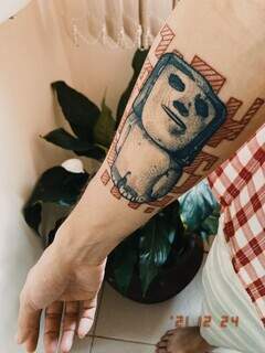 Tatuagem foi feita por Thom Rech. (Foto: Arquivo Pessoal)