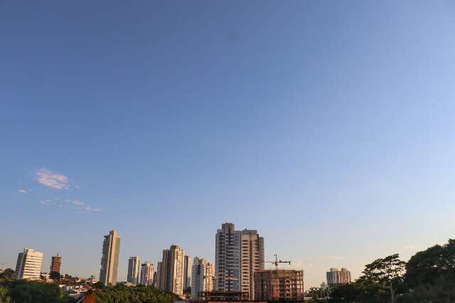 MS tem dia mais quente do Pa&iacute;s e previs&atilde;o &eacute; de mais calor nesta ter&ccedil;a