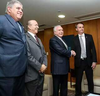 Da esquerda para a direita, Marun, Eliseu Padilha, Michel Temer, Jair Bolsonaro no primeiro encontro de Temer com Bolsonaro, em novembro de 2018 (Foto: Alan Santos/Presidência da República)