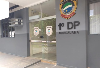 M&atilde;e &eacute; presa em boca de fumo e crian&ccedil;as que viviam em meio ao lixo s&atilde;o resgatadas