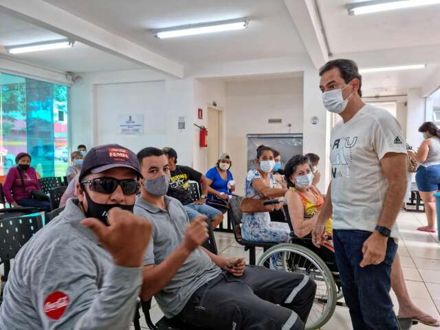 Marquinhos percorre tendas sanit&aacute;rias instaladas nas UPAs da Capital