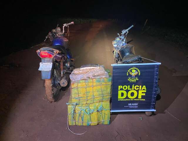 Com maconha e haxixe na garupa, motos s&atilde;o abandonadas com R$ 160 mil em drogas