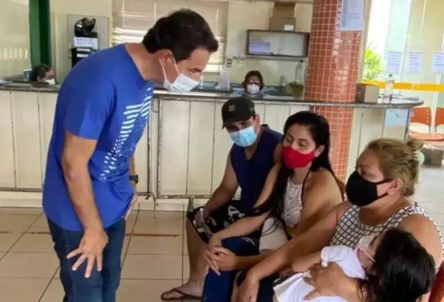 Marquinhos Trad visita unidades de sa&uacute;de e garante normalidade no 1&ordm; dia do ano