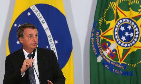 Presidente Bolsonaro é internado em São Paulo com desconforto abdominal