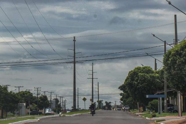 Meteorologia renova alerta de chuvas intensas para a Capital e outras 18 cidades