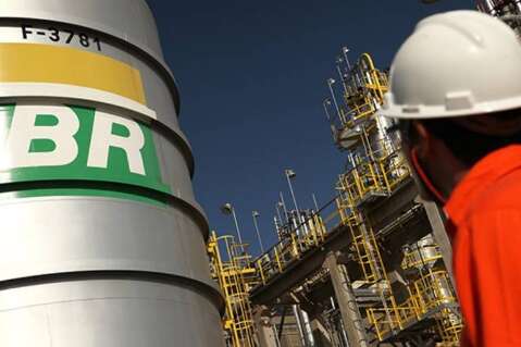 Inscrições para concurso da Petrobras terminam amanhã com salário de R$ 11,7 mil