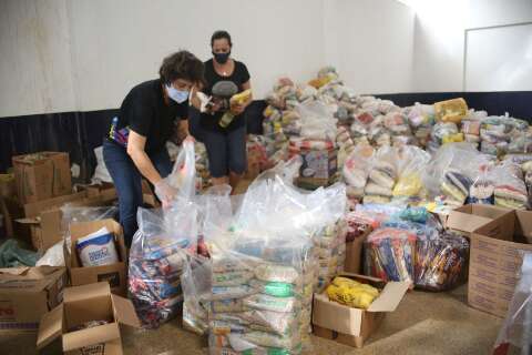 MS arrecada mais de 5 toneladas de alimentos que serão doados à Bahia