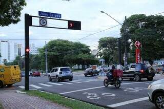 A empresa de aplicativo de entrega deverá contratar seguro contra acidentes. (Foto: Kisie Ainoã)