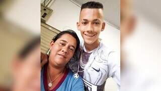 José e a mãe Nilva. Até a morte do rapaz, os dois moravam juntos em Hortolândia, município de São Paulo (Foto: Arquivo Pessoal)