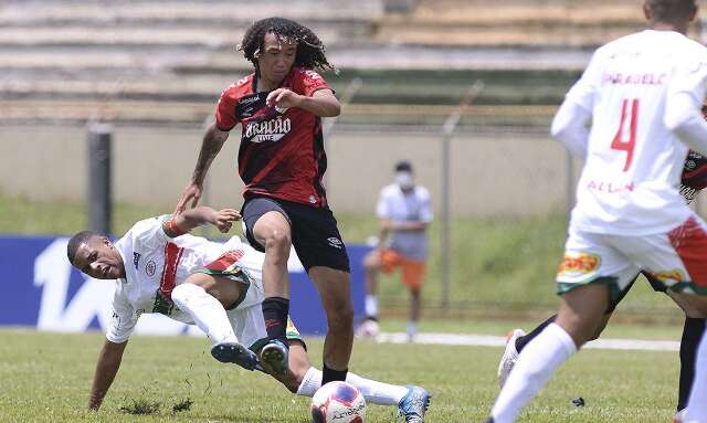 Athletico-PR alcan&ccedil;a primeira vit&oacute;ria na Copa S&atilde;o Paulo