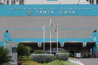 Santa Casa de Campo Grande, onde as vítimas estão internadas. (Foto: Marcos Maluf)