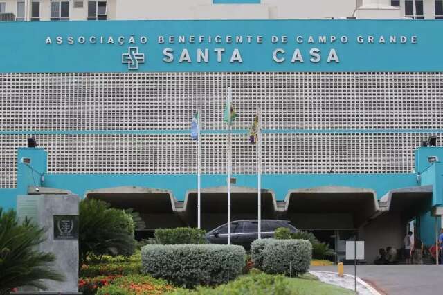 Idoso vai fazer reparos em poste de energia, cai e morre no hospital