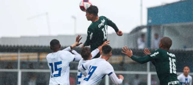 Palmeiras fica no empate com &Aacute;gua Santa e encerra fase de grupos da Copinha