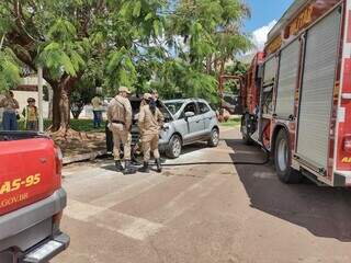 Princ&iacute;pio de inc&ecirc;ndio em ve&iacute;culo assusta no Rita Vieira: &quot;foi desesperador&quot;