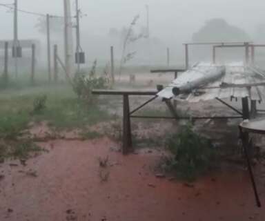 Chuva forte cai em Jaraguari, ameniza &quot;calor&atilde;o&quot; e confirma alerta do Inmet 