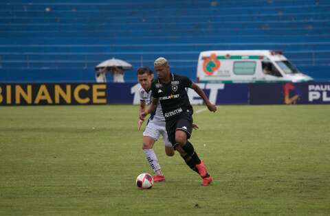 Após empate sem gols, Botafogo vence nos pênaltis e avança de fase na Copinha
