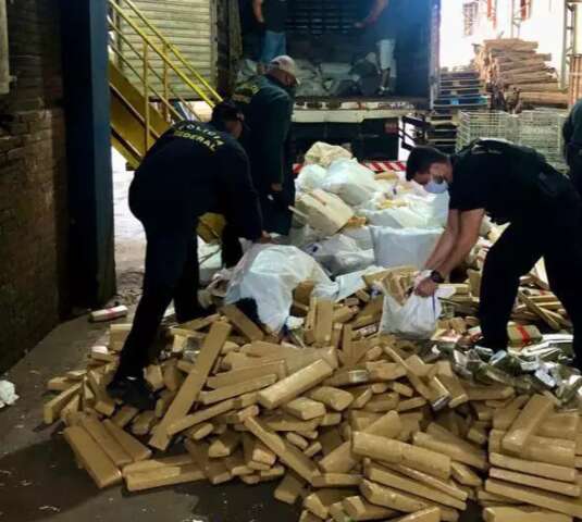 PF incinera 8,5 toneladas de maconha, coca&iacute;na e haxixe em Campo Grande