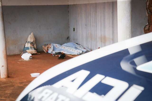 Corpo de homem &eacute; encontrado em varanda de im&oacute;vel abandonado