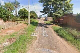 Casa fica na Rua Francisco Manoel da Silva. (Foto: Google Street View)