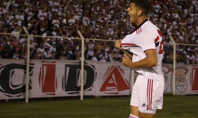 S&atilde;o Paulo derrota Vasco e pega o Cruzeiro nas quartas de final da Copinha