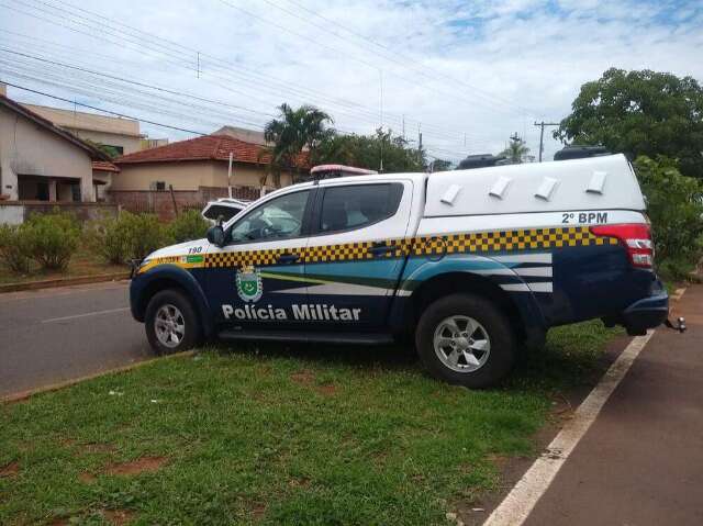Sobrinha v&ecirc; manchas de sangue e encontra idoso morto em resid&ecirc;ncia