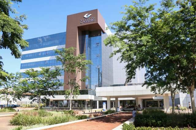 Cassems tamb&eacute;m suspende visitas a pacientes para conter a covid