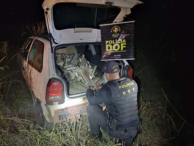 Traficante invade matagal e por pouco n&atilde;o capota carro durante fuga na MS-289