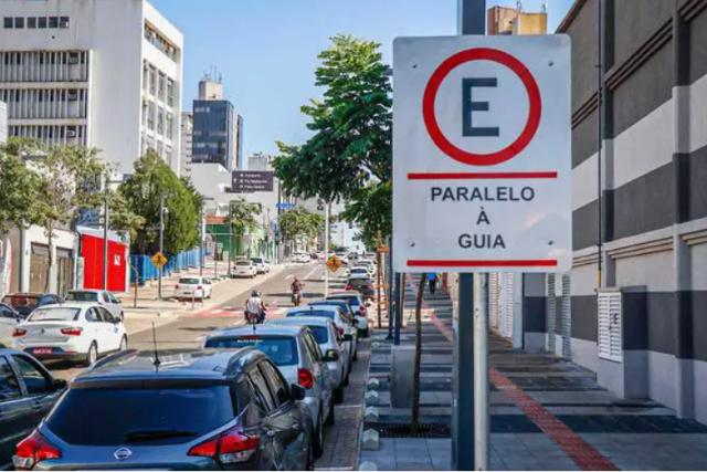 Juiz mant&eacute;m cobran&ccedil;a de pagamento &ldquo;extra&rdquo; por uso irregular de parqu&iacute;metro 