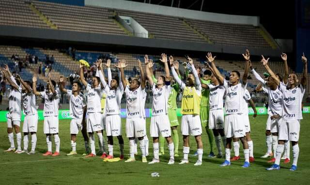 Palmeiras goleia o Oeste e vai &agrave; semifinal da Copinha