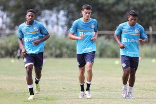 Jogadores do Santos fazem treino físico antes na preparação para jogo contra o América-MG (Foto: Divulgação)