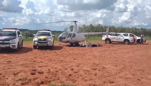 Helicóptero que saiu de Aral Moreira é apreendido em SP com 250 kg de cocaína 