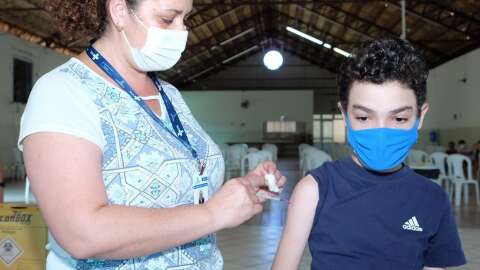 Capital vacina crianças de 5 anos contra covid neste domingo