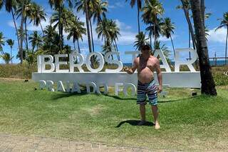 O médico estava de férias com a família na Bahia. (Foto: Redes Sociais)