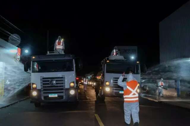 Principais ruas do Coophavila II recebem desinfec&ccedil;&atilde;o contra covid-19 nesta ter&ccedil;a