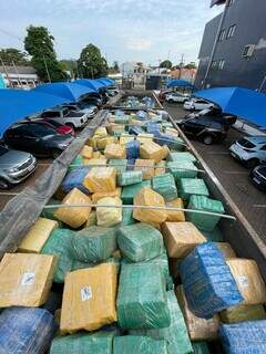 Polícia Federal aprrende 19 toneladas de maconha que era transportada para o Rio Grande do Sul (Foto: Divulgação/Polícia Federaç)