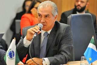 Reinaldo Azambuja durante encontro do Fórum de Governadores. (Foto: Paulo H. Carvalho / Agência Brasília)