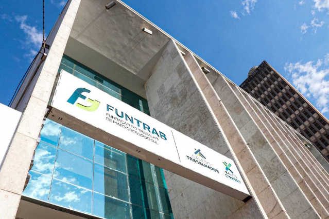 Com oportunidades para pessoas com defici&ecirc;ncia, Funtrab oferece 850 vagas