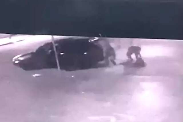 V&iacute;deo mostra &quot;limpa&quot; de R$ 50 mil em loja na Capital