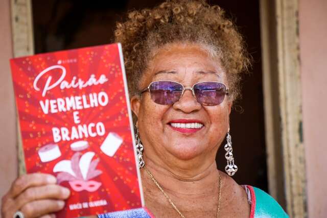 Por amor, Nirce lutou 13 anos para publicar obra sobre escola de samba