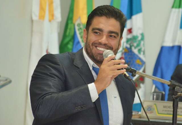 C&acirc;mara autoriza afastamento do vereador que bateu em mulher 