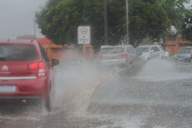 Apesar de preju&iacute;zos, Capital teve chuva de apenas 13,6 mm, diz meteorologista