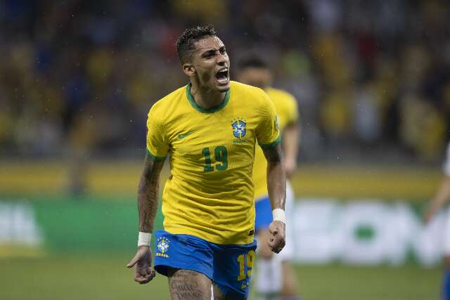 Brasil faz bonito e vence o Paraguai com goleada de 4 a 0 