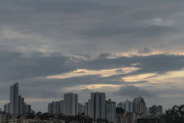 Chuva não dá trégua e máxima pode chegar aos 35 graus em MS